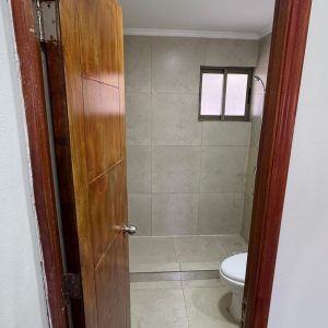 Hermosa Casa en condominio con terraza – Peñaflor full