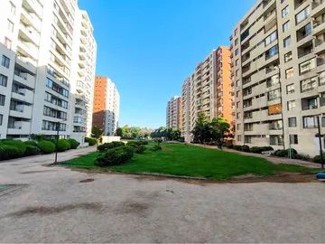 Departamento 2 dormitorios con excelente iluminación natural – Condominio Arcadia