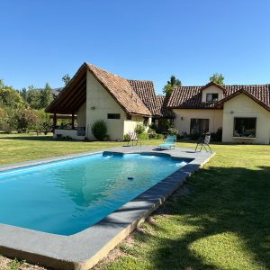 Exclusiva Propiedad en Condominio de alto Nivel – Calera de Tango full