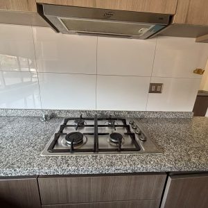 Amplia casa en condominio consolidado con piscina y quincho – Linderos, Buin full